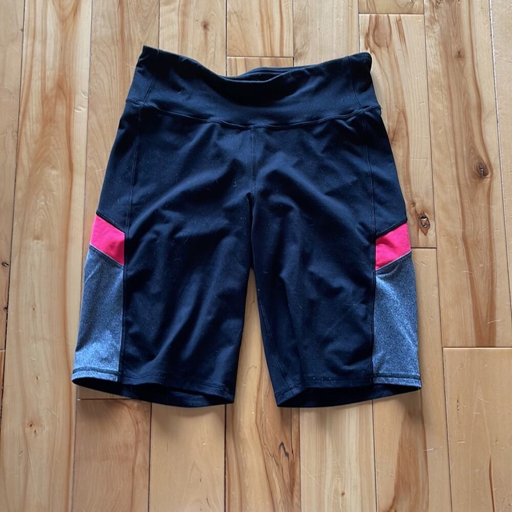 90s GorpCore Black Champion 22” athletic bike shorts 1x